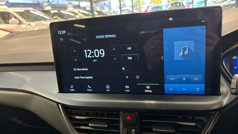 Ford Focus 1.0 EcoBoost Hybrid mHEV Active Vign 5dr Auto Petrol Hatchback